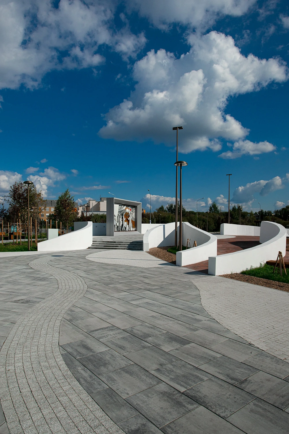 Сквер Медицинских работников в Тюмени